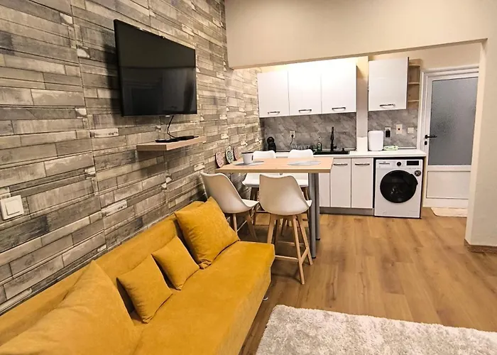 Фото Апартаменты Share Relax & Get Better Велико-Тырново